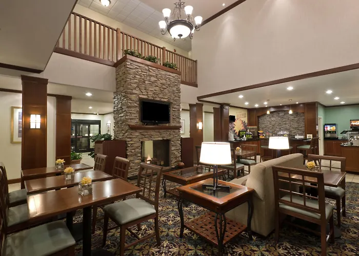 Staybridge Airport By Ihg Hotel 3*