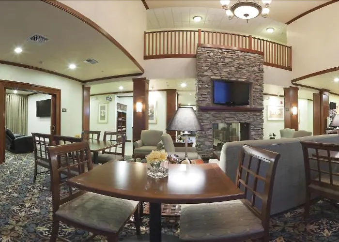 Staybridge Airport By Ihg